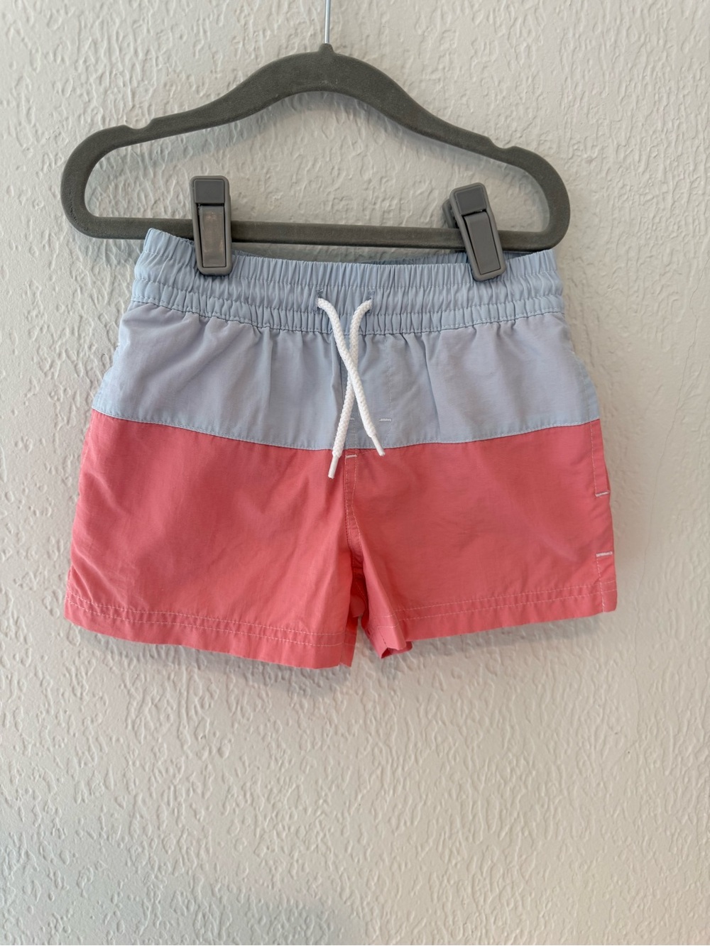 The Beaufort Bonnet Company Light Blue & Coral Colorblock Baby Swim Shorts